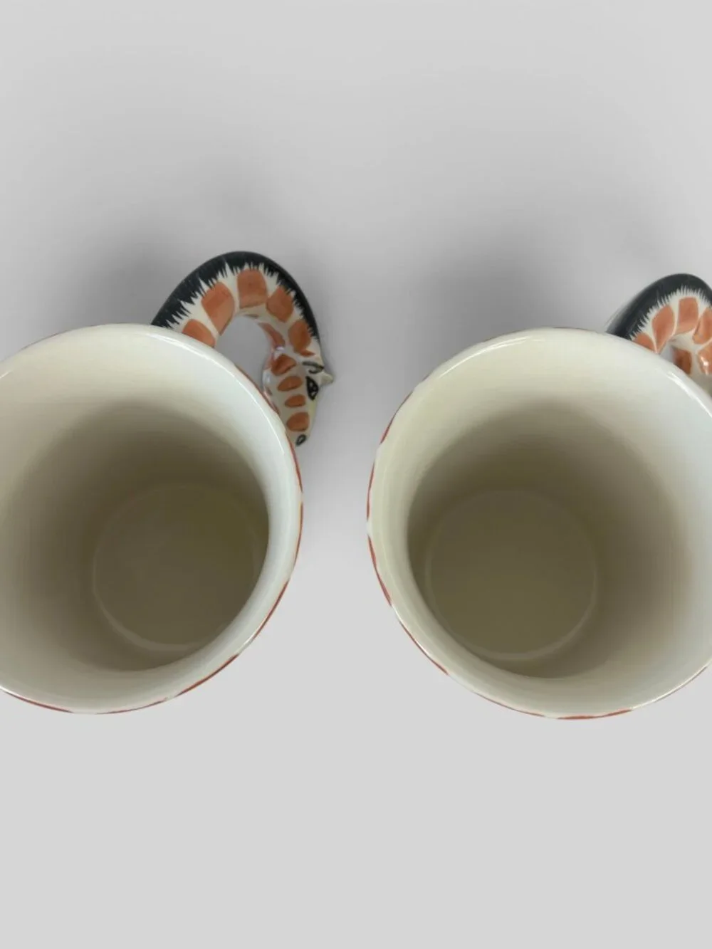 Pier 1 Giraffe Mugs Set of 2 Hand Painted Stoneware 16 oz